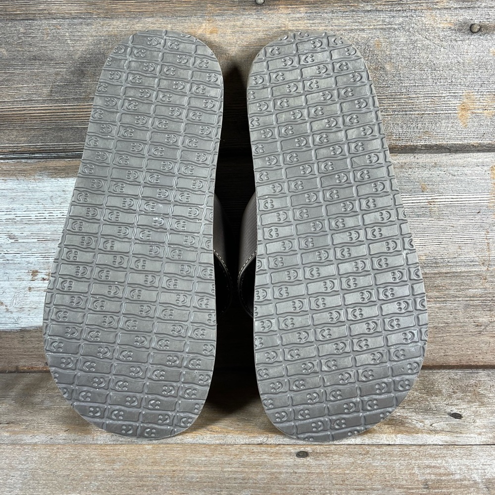 Sanuk Brown Flip Flop Sandals - Picture 3 of 5